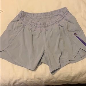 Lulu lemon dusty lavender tracker shorts